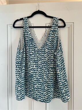 Reitmans Teal and White V-Neck Cold-Shoulder Camisole